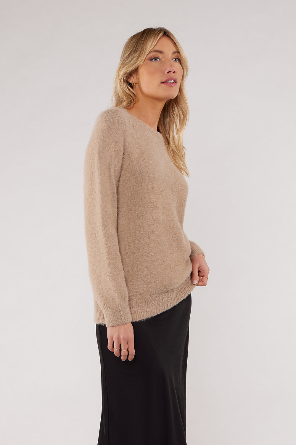 LEXINGTON SWEATER - CAMEL