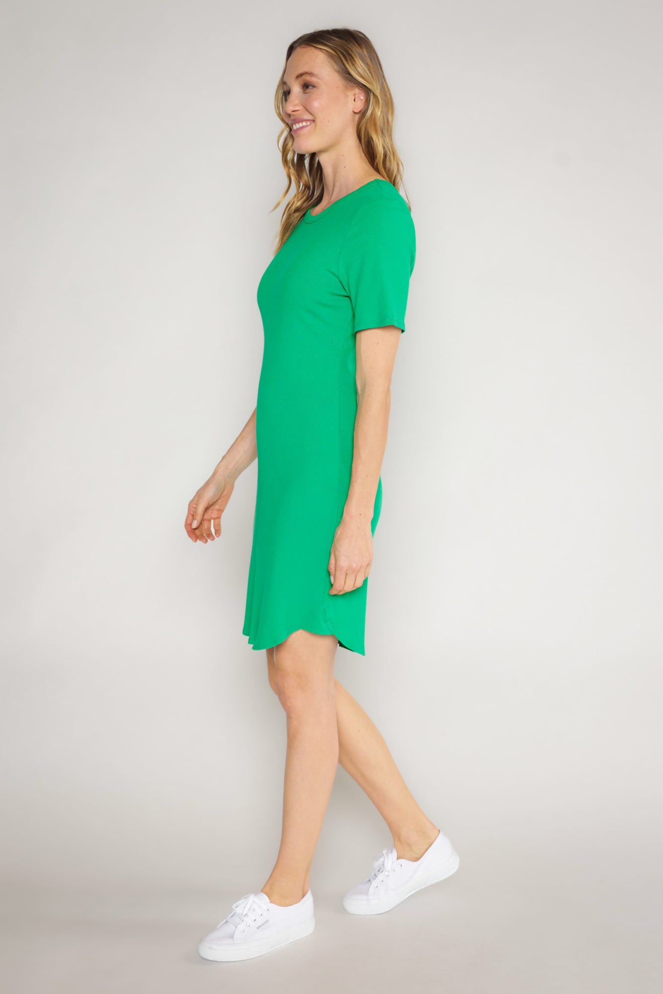 MEL T-SHIRT DRESS - KELLY GREEN