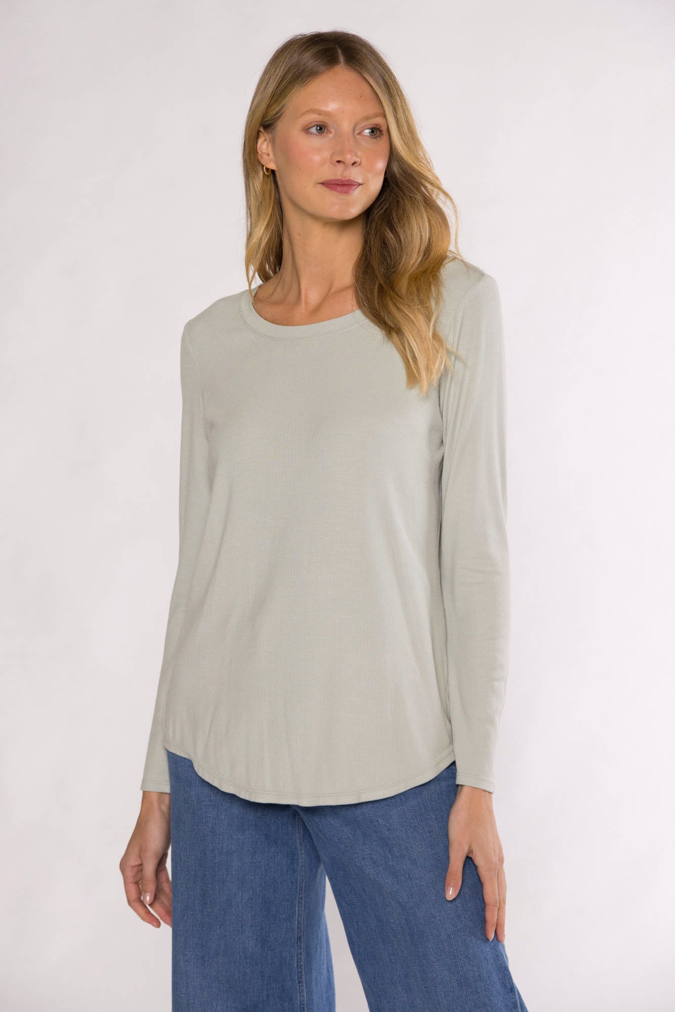 MAGGIE SCOOP NECK TOP - SAGE