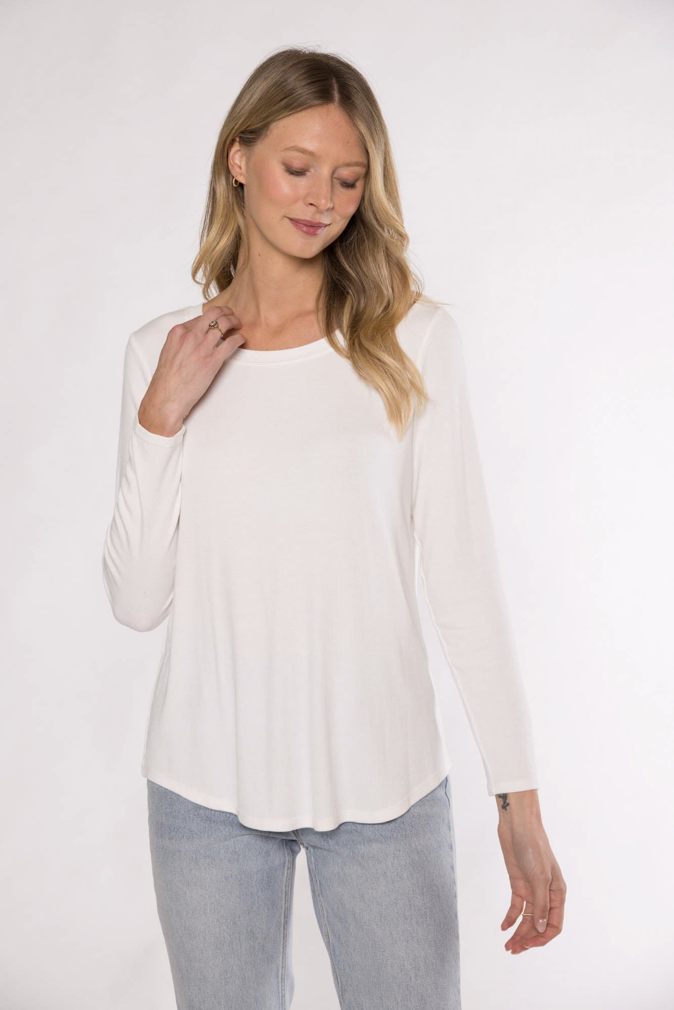 MAGGIE SCOOP NECK TOP - VELLUM