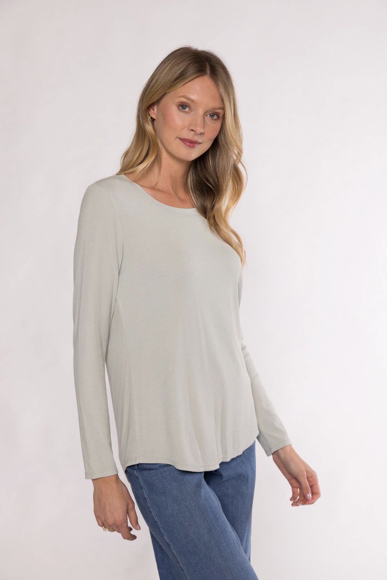 MAGGIE SCOOP NECK TOP - SAGE