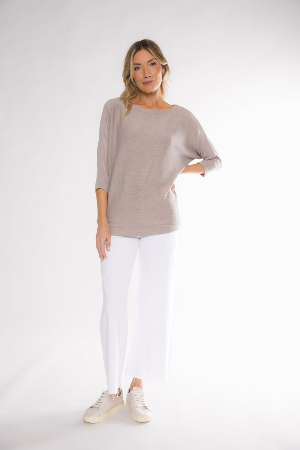 DAPHNE BOAT NECK TOP - TAUPE