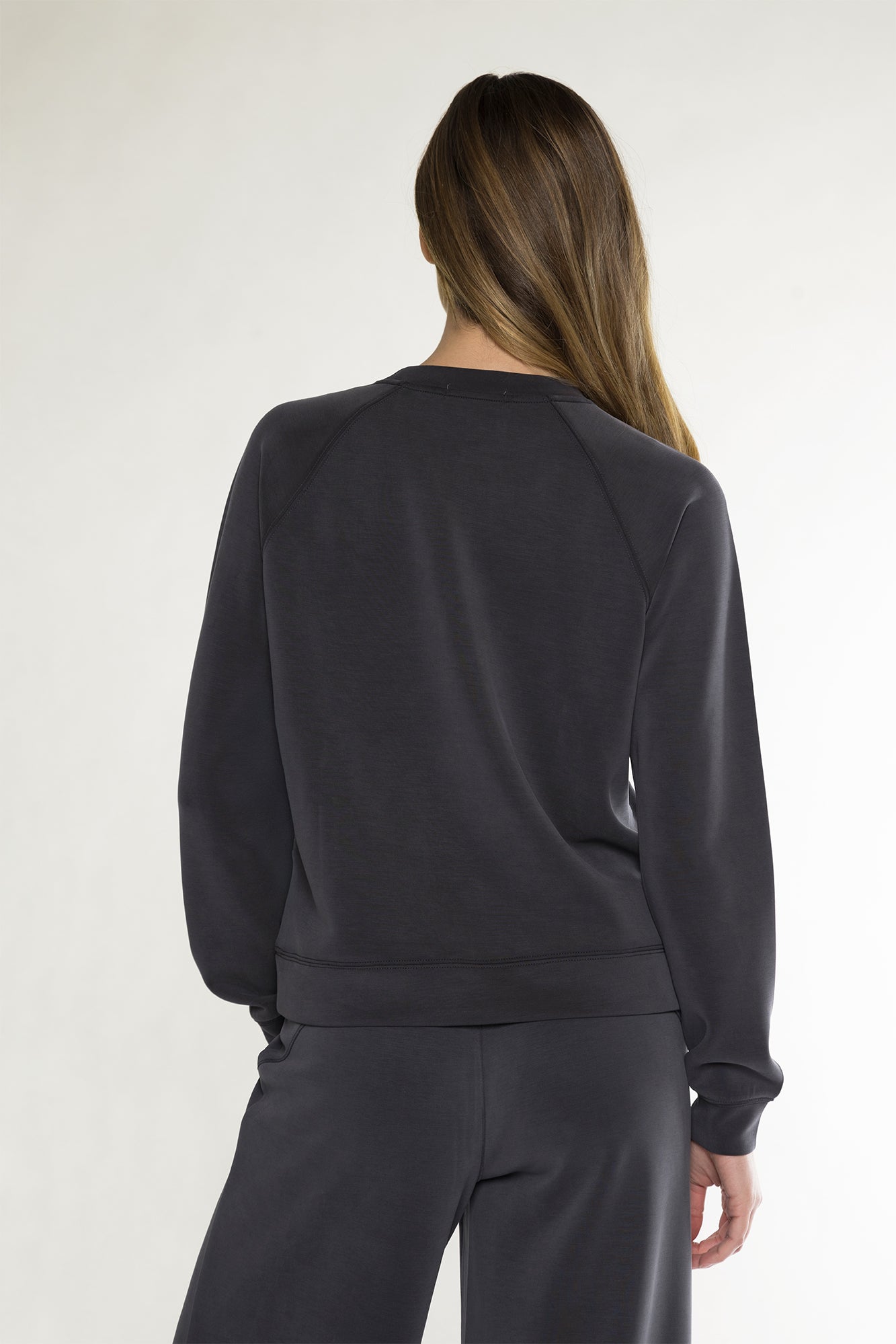 FINN SWEATSHIRT - GRAPHITE