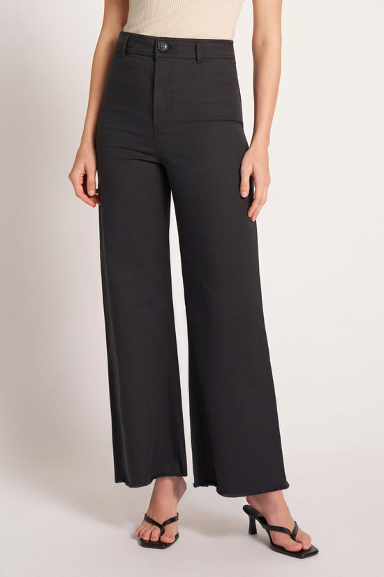 LIZZIE CROPPED PANT - BLACK