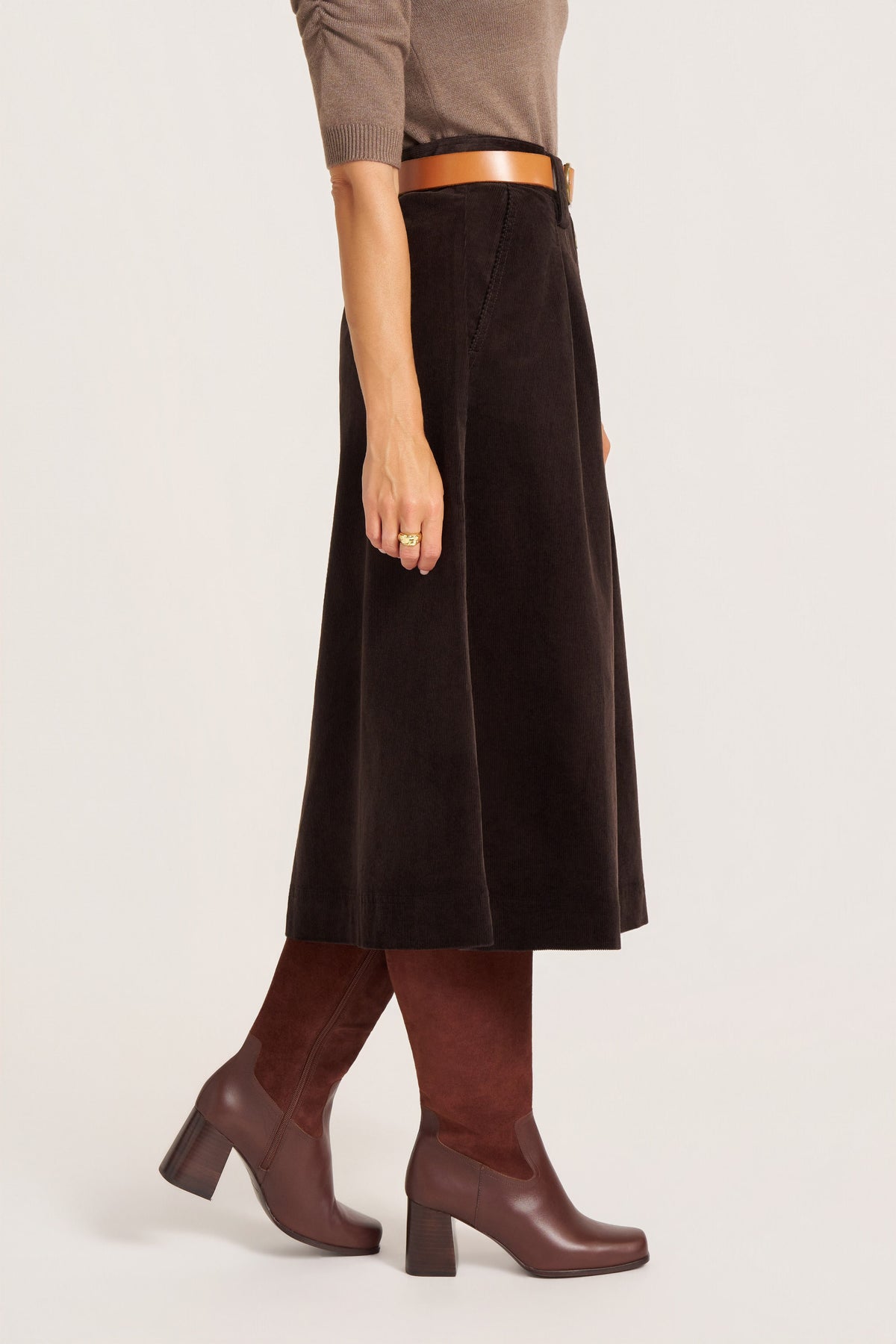 MARLOWE CORDUROY MIDI SKIRT - DARK BROWN