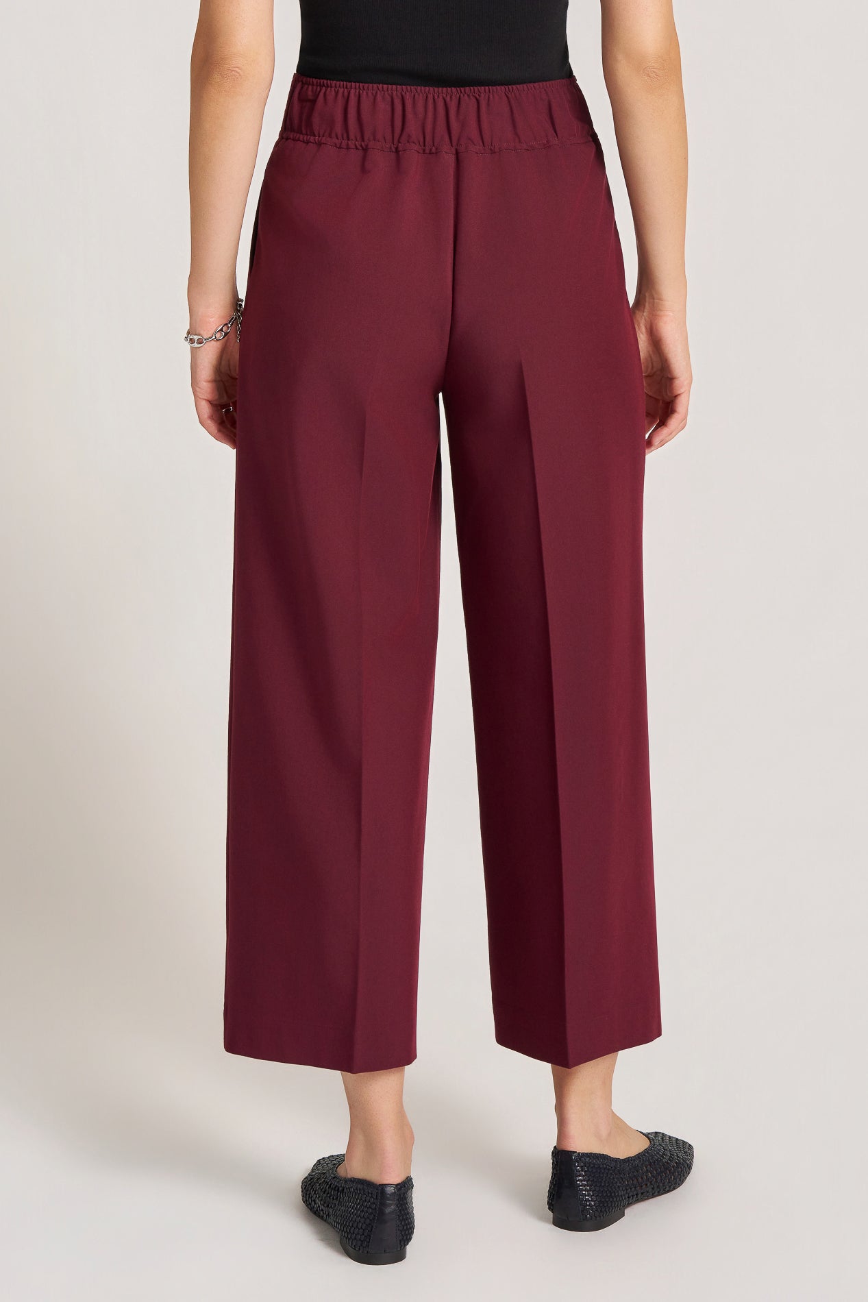 HAWTHORN PLEATED CROP TROUSER - OXBLOOD