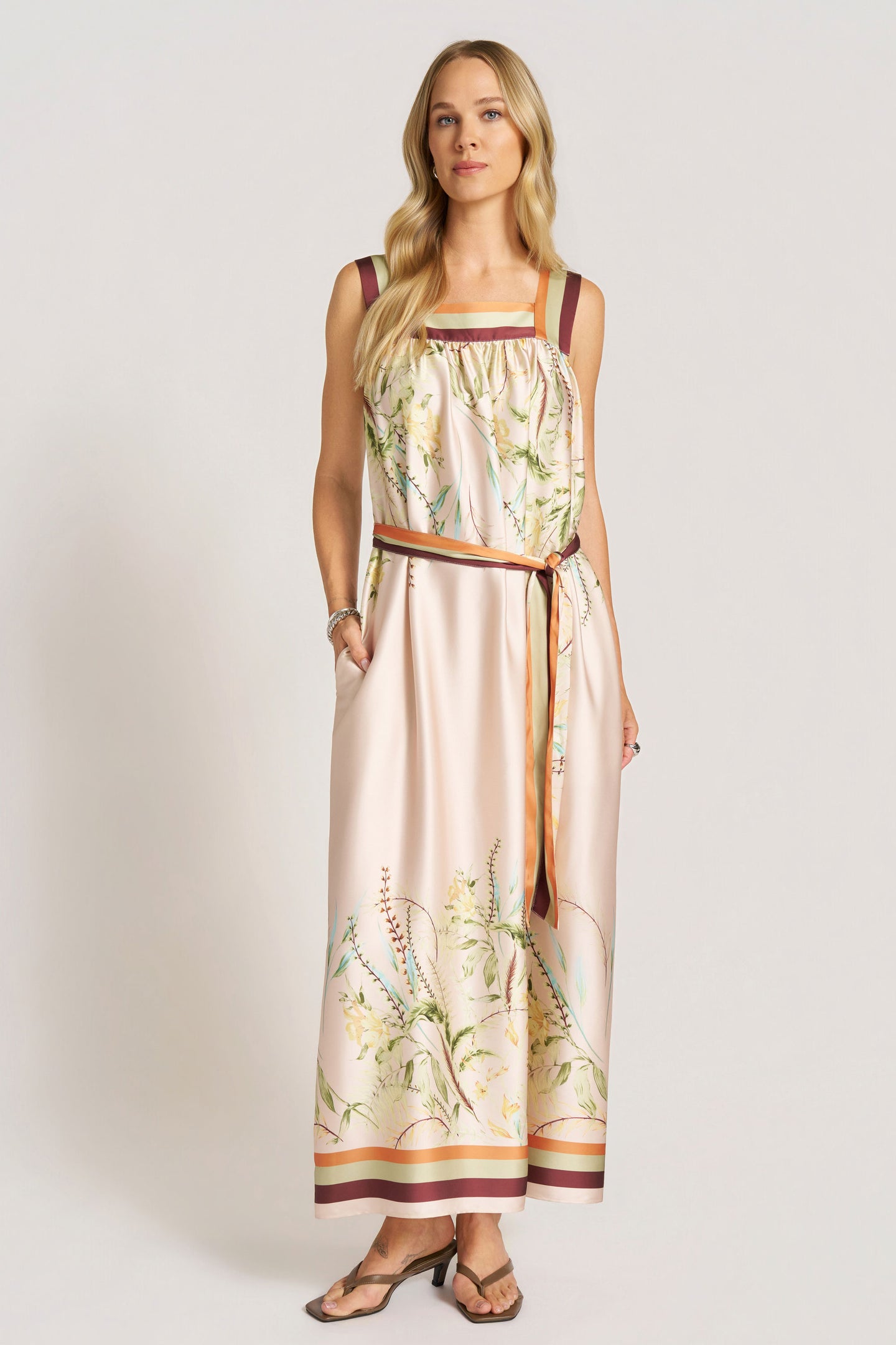 AVIRA PRINTED MAXI DRESS - NATURAL