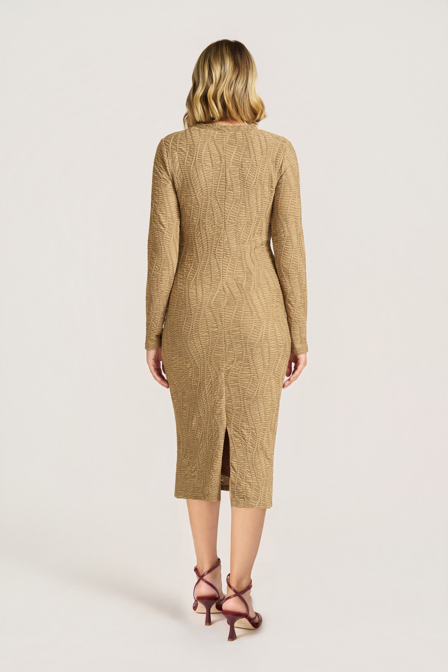 JASPER TEXTURED KNIT DRESS - SAND – mattym