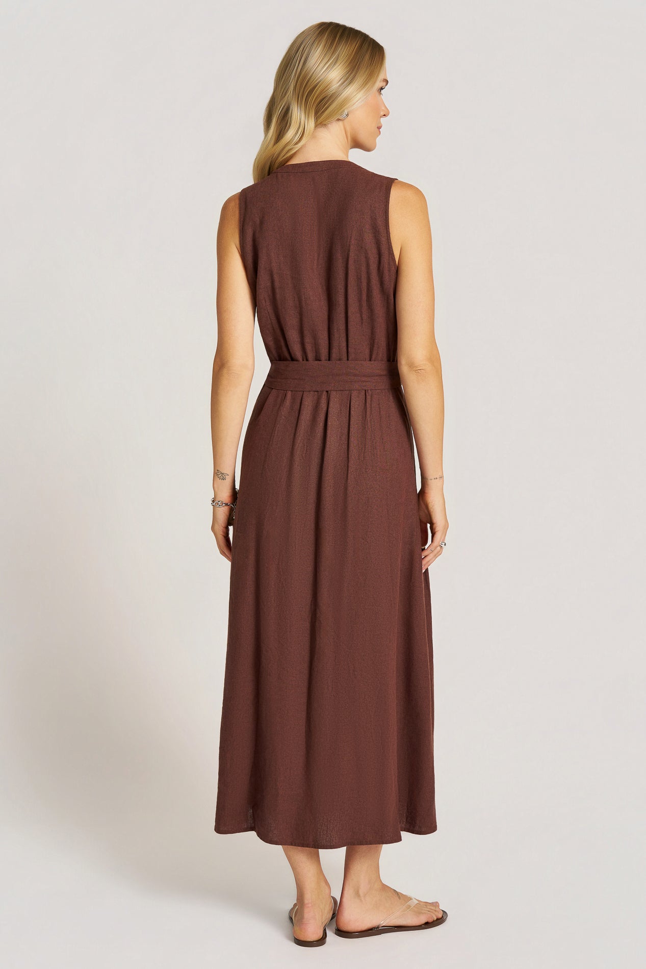 NIVARA SLEEVELESS MIDI DRESS - CHOCOLATE