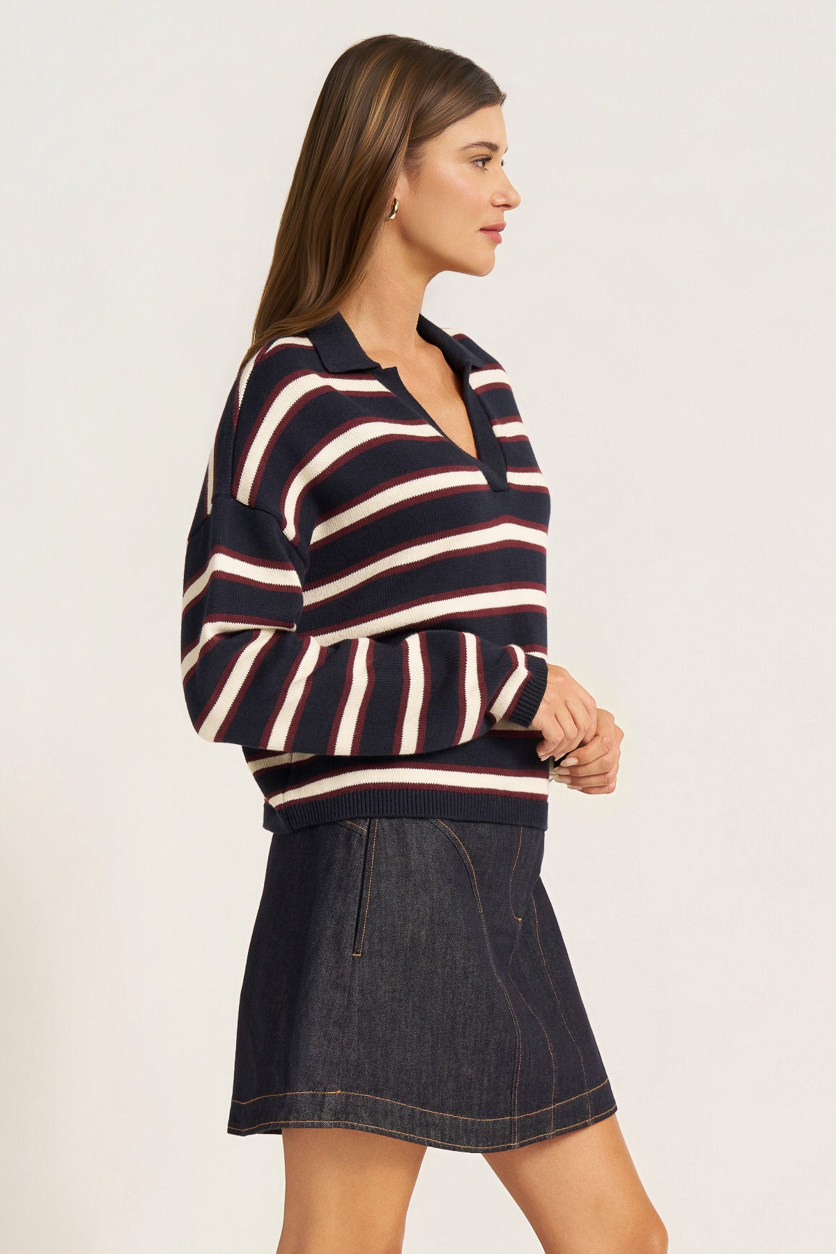 BREY STRIPED HENLEY SWEATER - NAVY/WINE