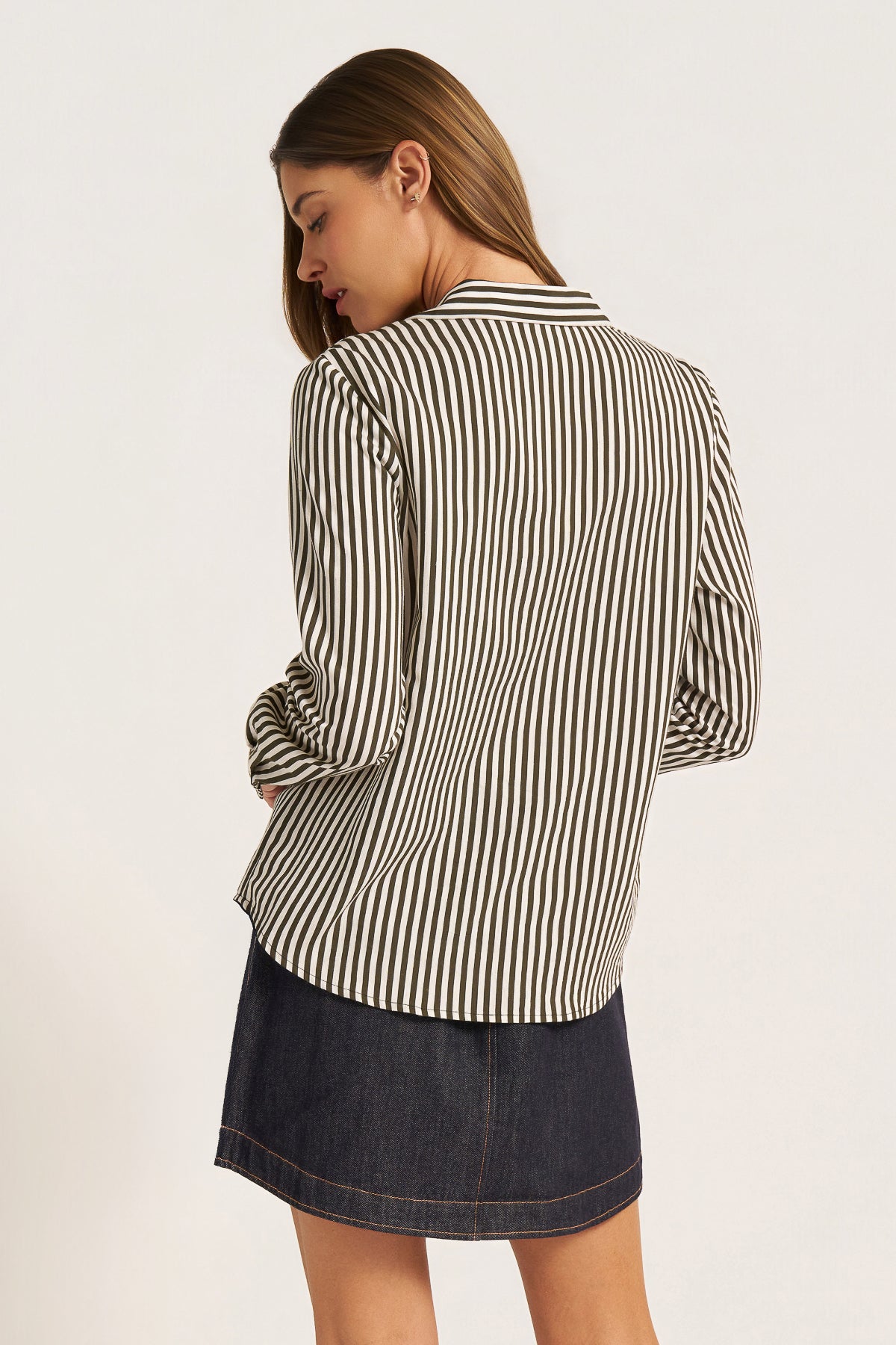 CLOVER BUTTON FRONT BLOUSE - IVORY/OLIVE