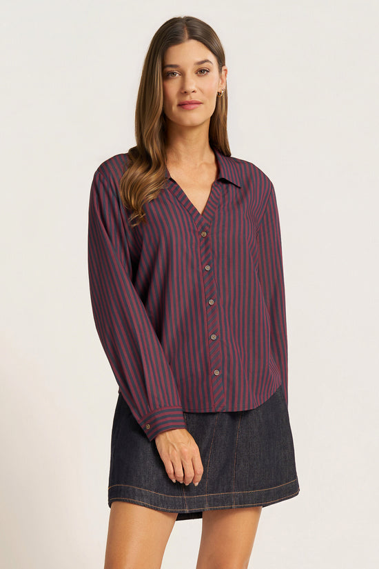 CLOVER BUTTON FRONT BLOUSE - NAVY/WINE
