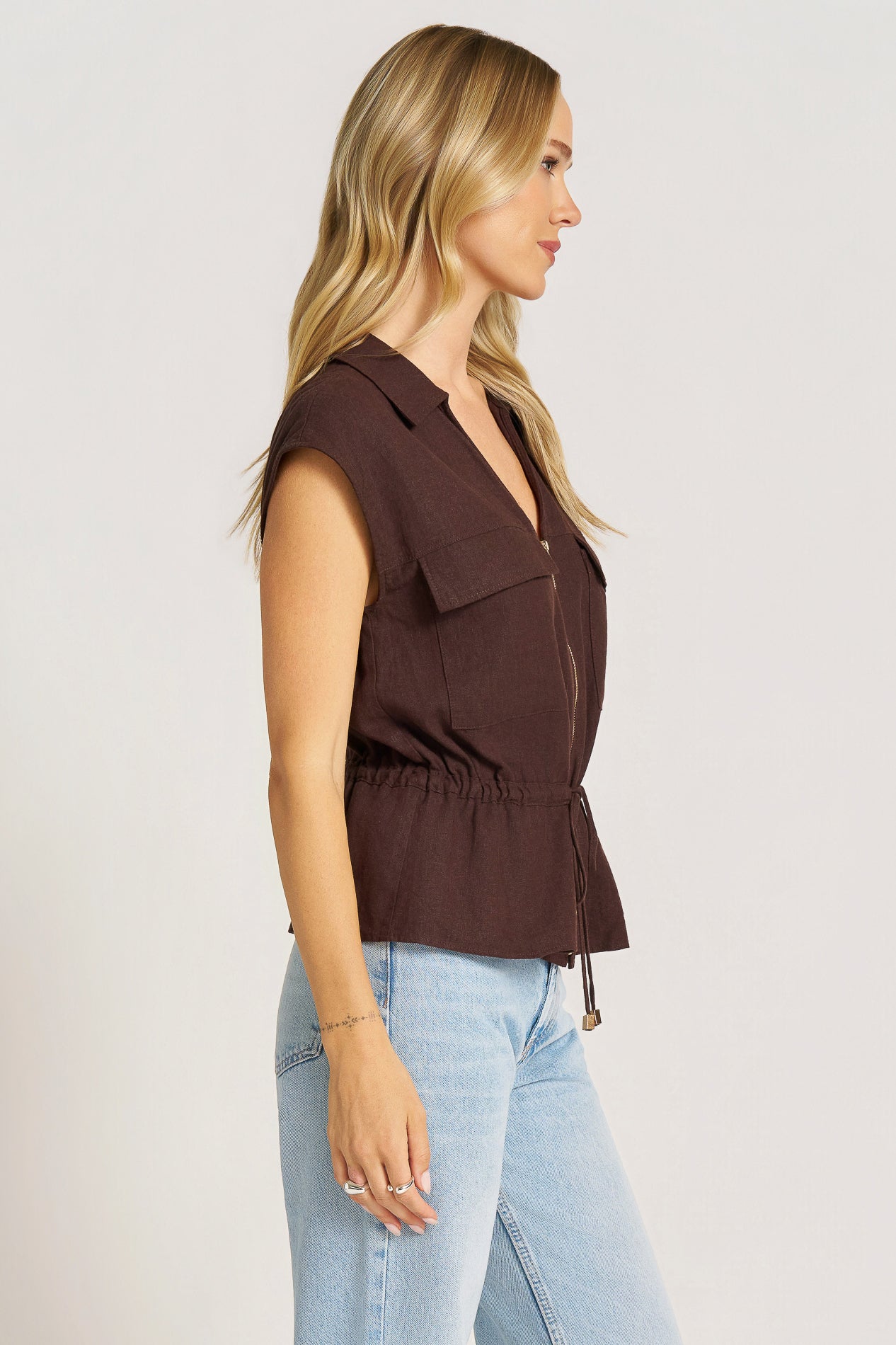 MARANI UTILITY TOP - CHOCOLATE