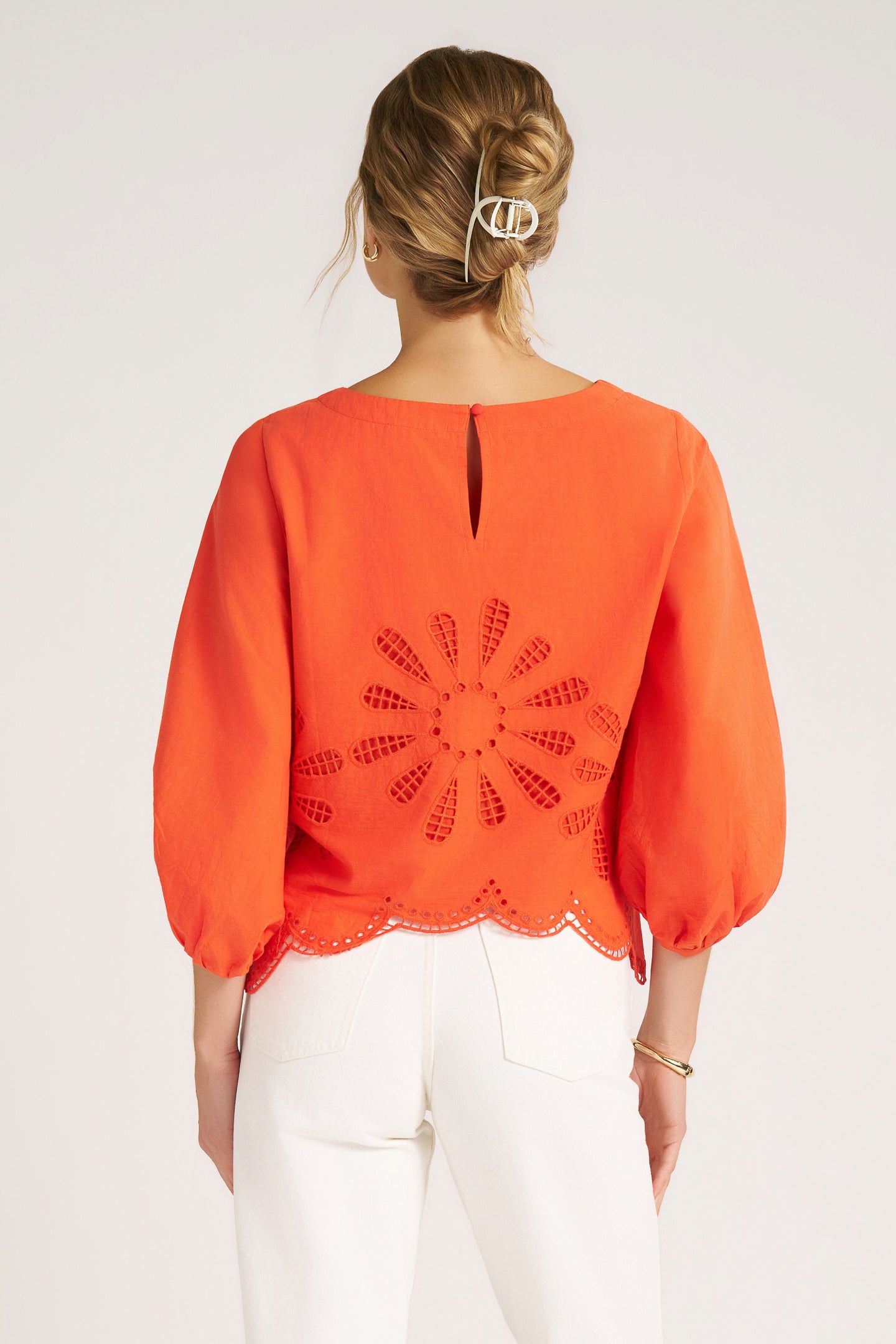 INDIE BUBBLE SLV EMBROIDERY BLOUSE - TOMATO