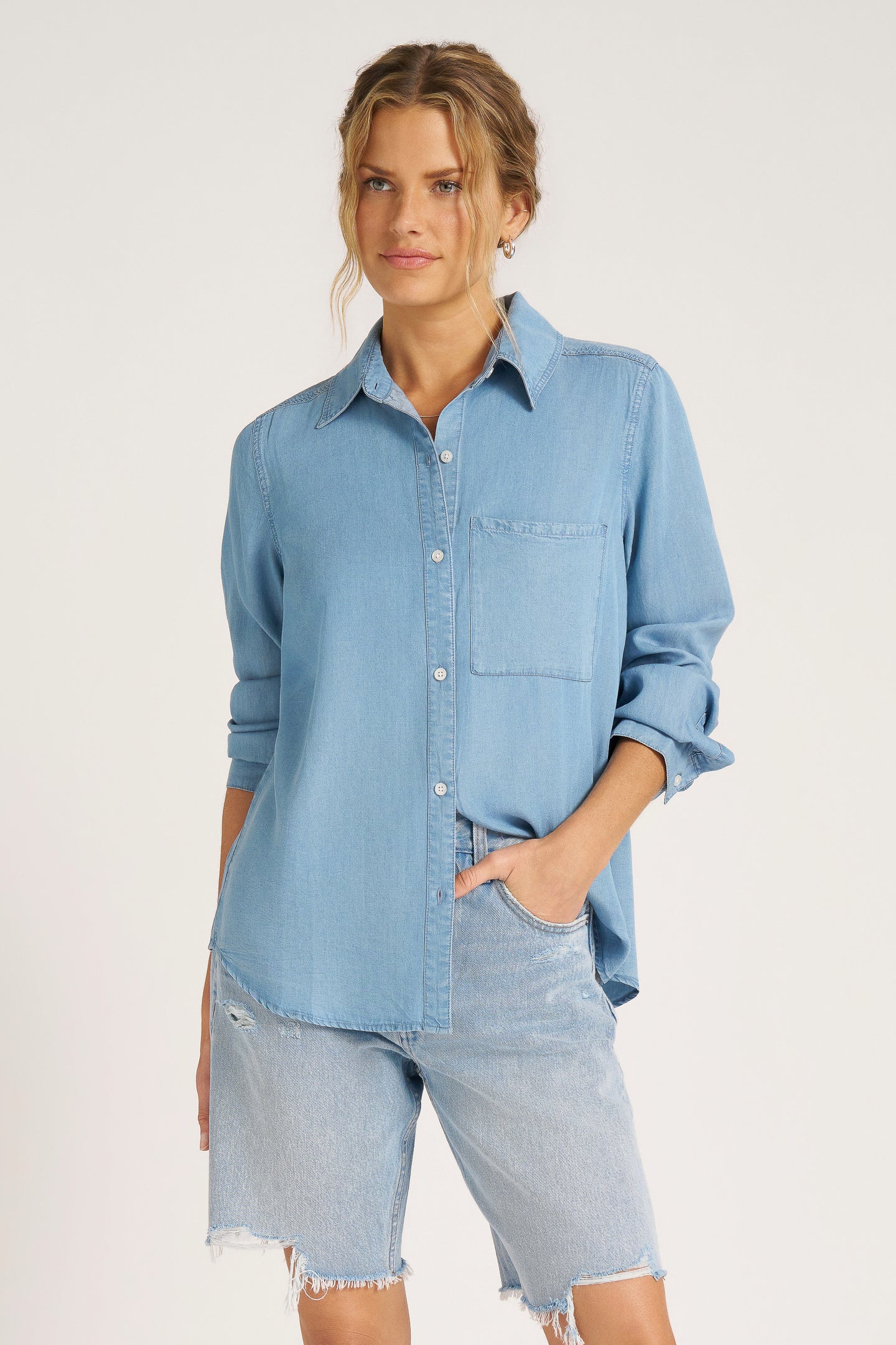 BLAKE BUTTON DOWN - CHAMBRAY
