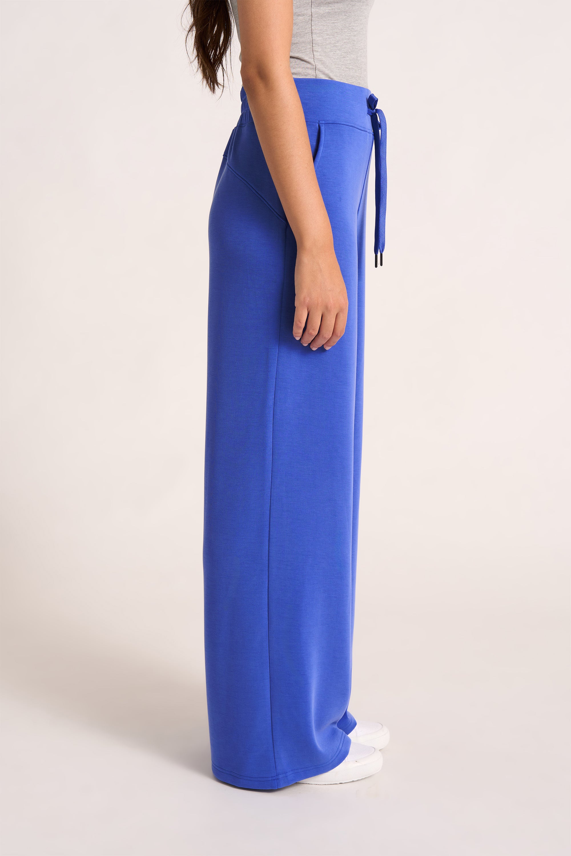 SAYLOR FEATHER FLEX WIDE LEG PANT - COBALT – mattym
