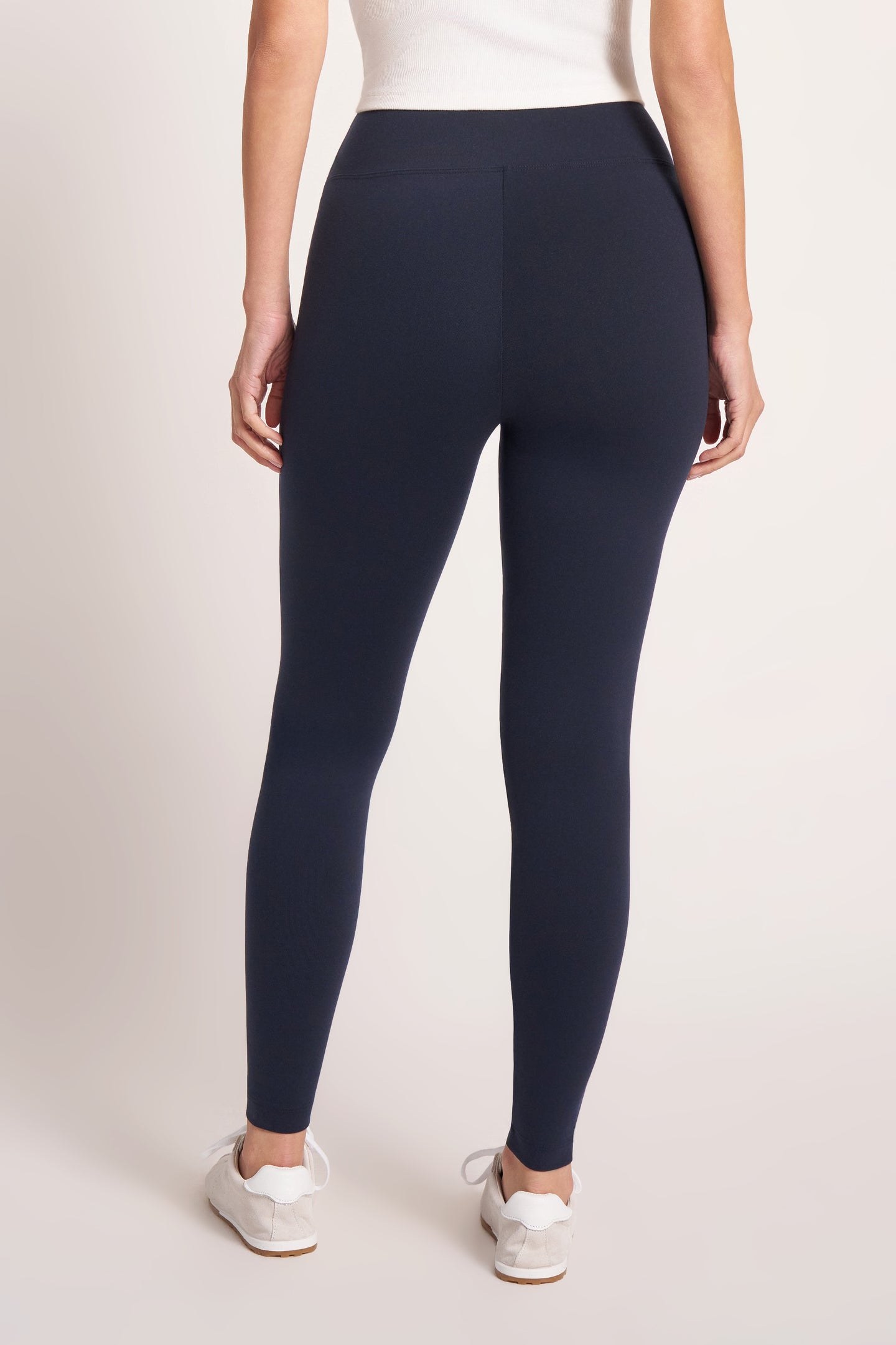 THE LEVEL-UP LEGGING - DARK NAVY