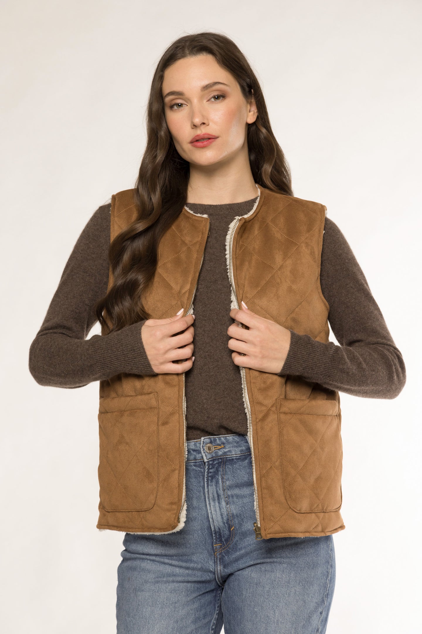 SHEA SHERPA VEST - CAMEL