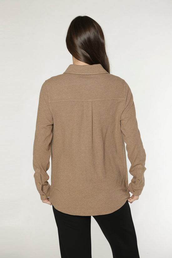 WEEKENDER KNIT BUTTON UP - HEATHER CAMEL