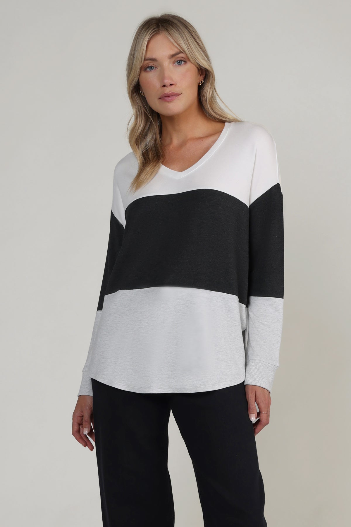 JOYCE COLOR BLOCK TOP - HTHR CHARCOAL