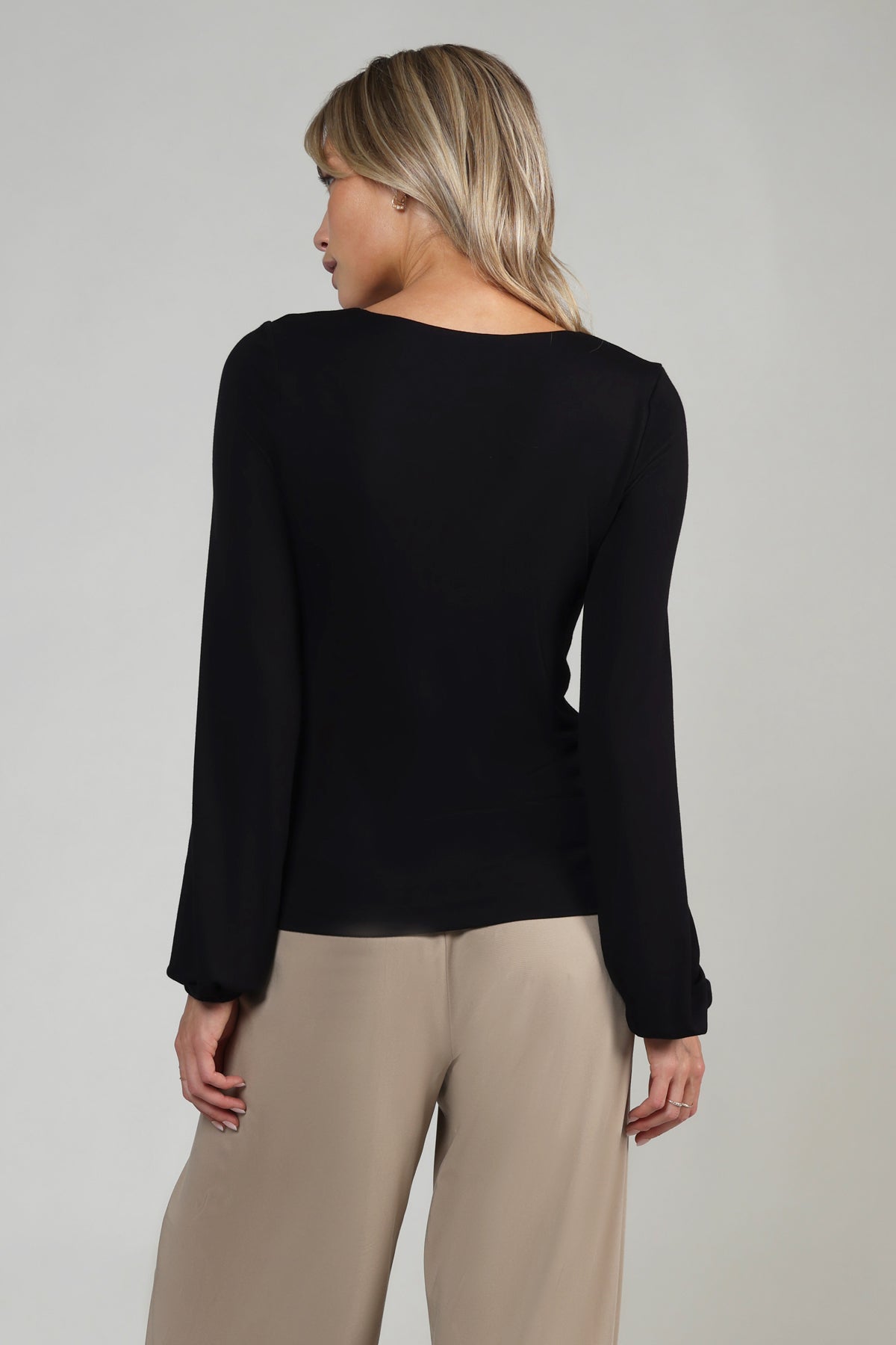 ASHLEY SQUARE NECK TOP - BLACK