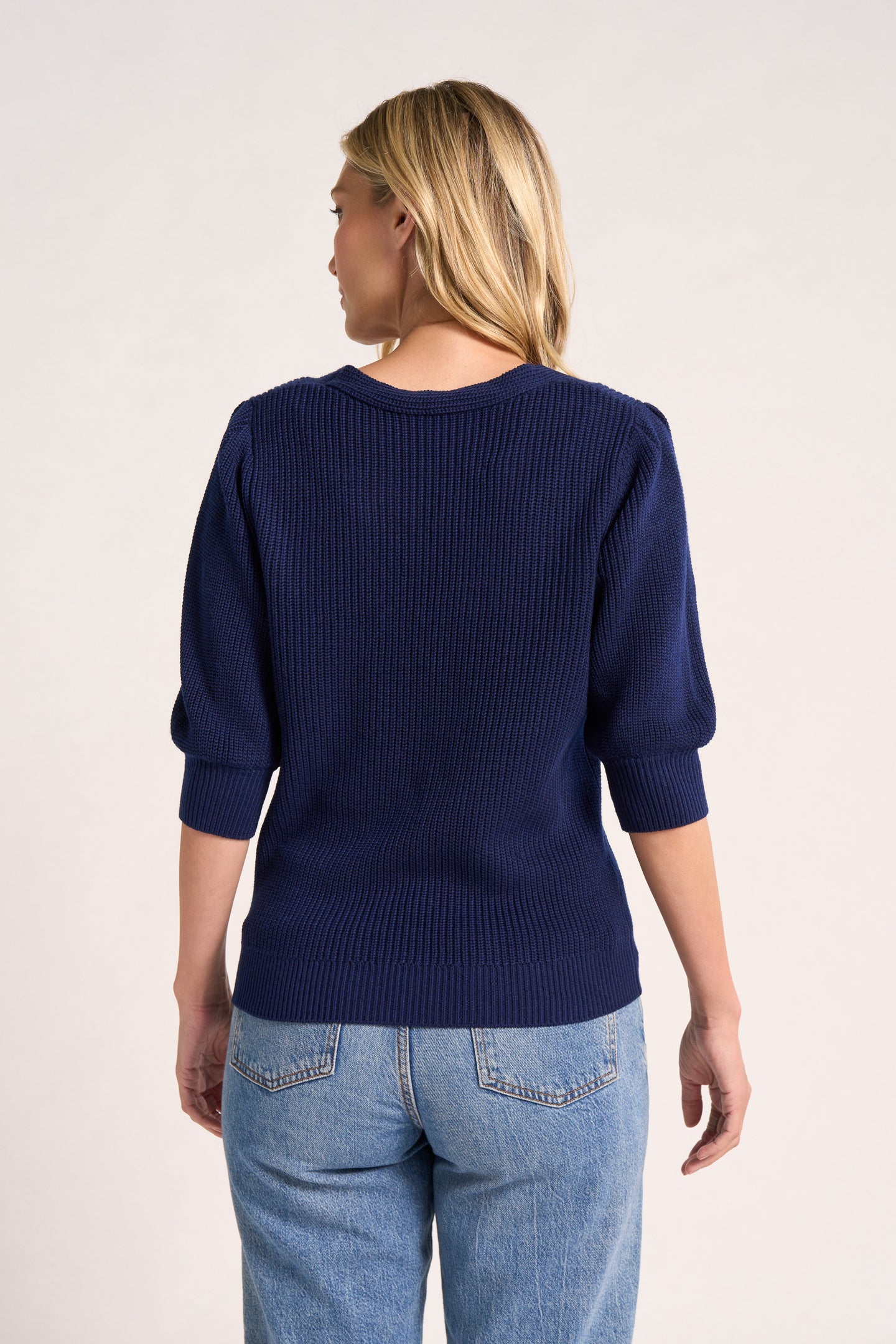 ELLE V-NECK SWEATER - MIDNIGHT