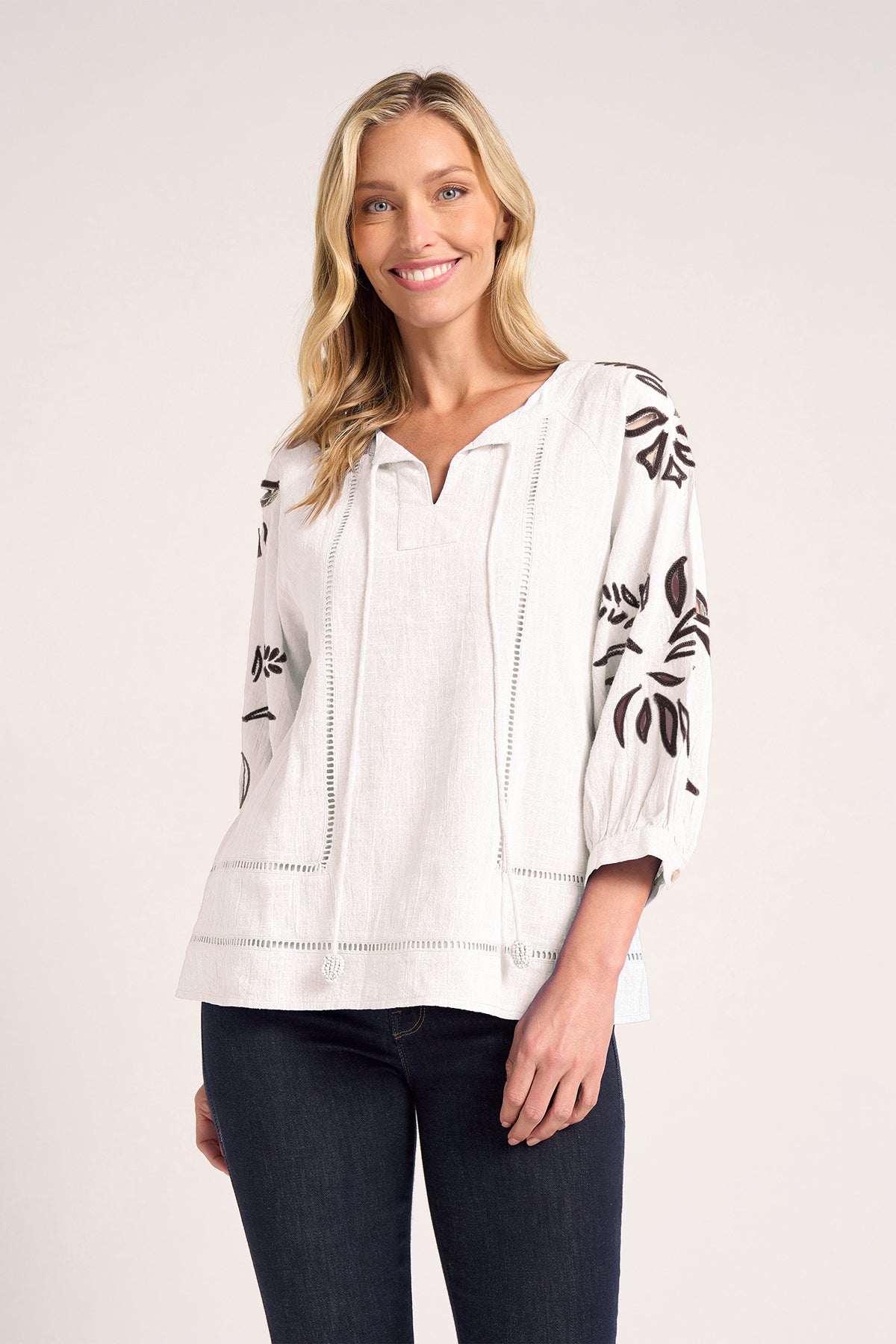 ATHENA EMBROIDERED TOP - WHITE/CHOCOLATE