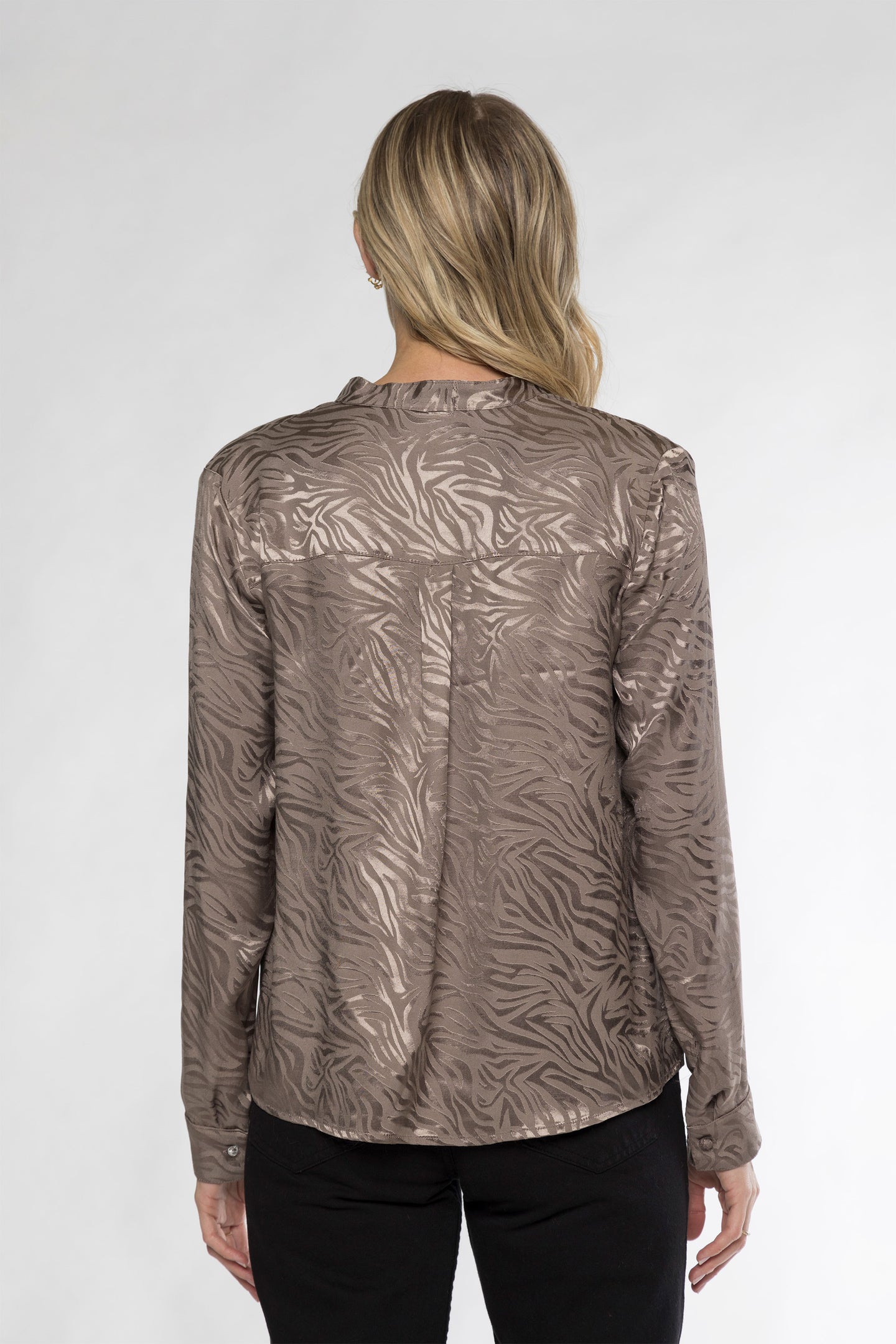 KINZIE JACQUARD TOP - MOCHA